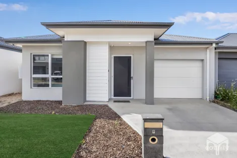 9 Lindberg St, Manor Lakes, VIC 3024
