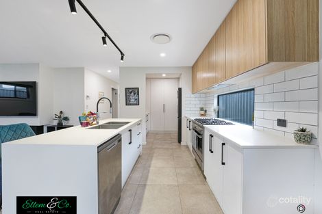 Property photo of 54 Wildflower Crescent Calderwood NSW 2527