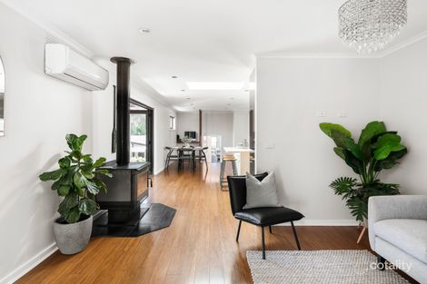 Property photo of 7 Leawarra Parade Frankston VIC 3199