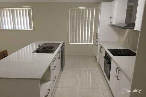 Property photo of 30 Leabrook Place Pimpama QLD 4209
