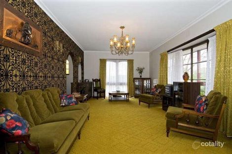 Property photo of 11 Beetham Parade Rosanna VIC 3084