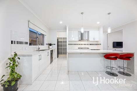 Property photo of 22 Unison Drive Clyde VIC 3978