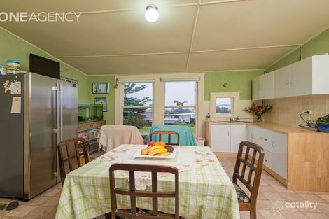 Property photo of 16 Old Bass Highway Wynyard TAS 7325