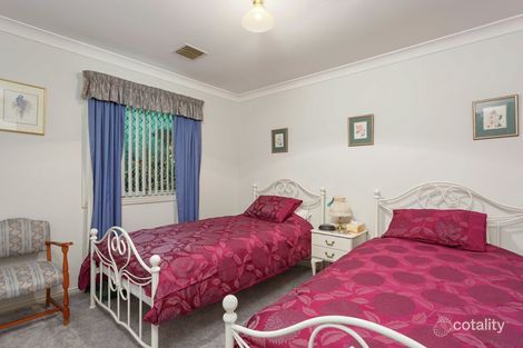 Property photo of 40 Fay Avenue Kooringal NSW 2650