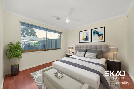 Property photo of 39 Limpopa Square Roxburgh Park VIC 3064