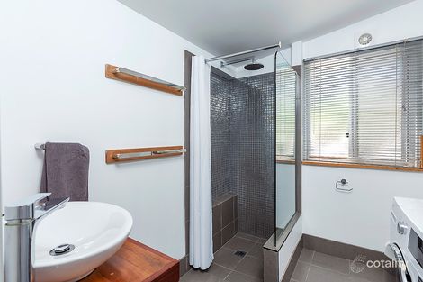 Property photo of 66 Alexander Parade Arcadia Vale NSW 2283