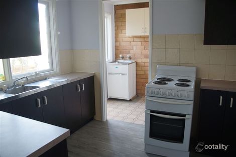 Property photo of 8 Green Lane Bradbury NSW 2560