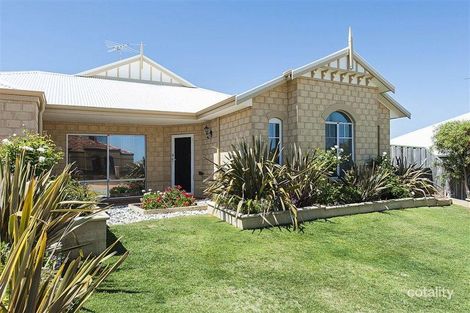 Property photo of 56 Quandong Parkway Halls Head WA 6210