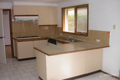 Property photo of 10 Reita Avenue Wantirna South VIC 3152