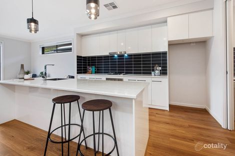 Property photo of 18 The Circuit Findon SA 5023