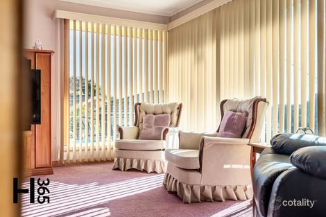 Property photo of 8 Birkdale Court Devonport TAS 7310