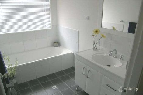 Property photo of 37 McCartney Crescent St Clair NSW 2759