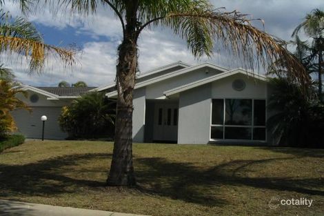 8 Cooma Ct, Wattle Grove, NSW 2173