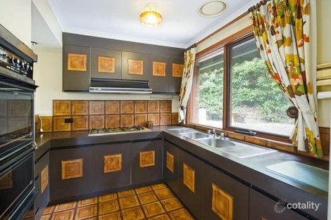 Property photo of 6 Elva Court Mitcham VIC 3132