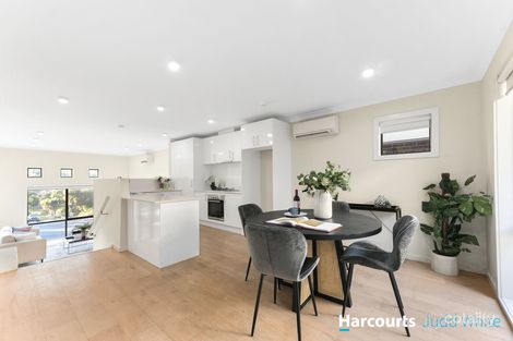 Property photo of 12/17 Forster Road Mount Waverley VIC 3149
