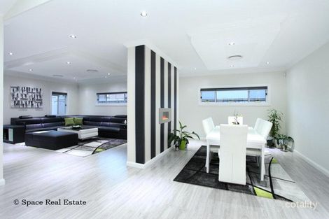 Property photo of 10 Sherrit Way Harrington Park NSW 2567