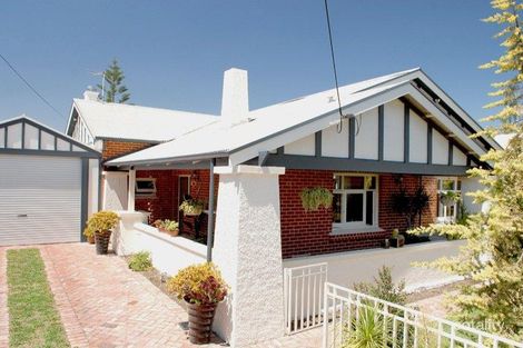 390 Military Rd, Largs Bay, SA 5016