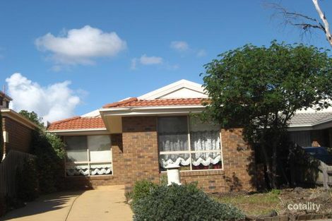 2/61 Delbridge Dr, Sydenham, VIC 3037