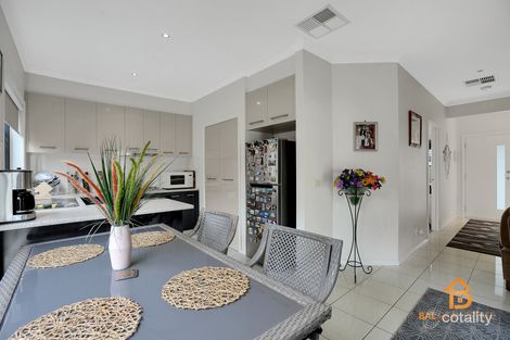 Property photo of 1/33 Springleaf Road Tarneit VIC 3029
