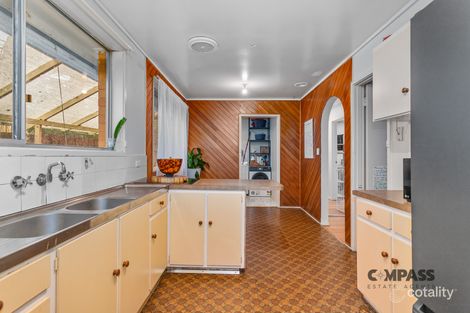 Property photo of 21 Brook Drive Altona VIC 3018