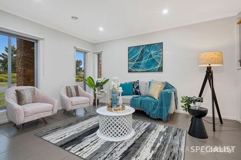 Property photo of 84 Mannavue Boulevard Cranbourne North VIC 3977