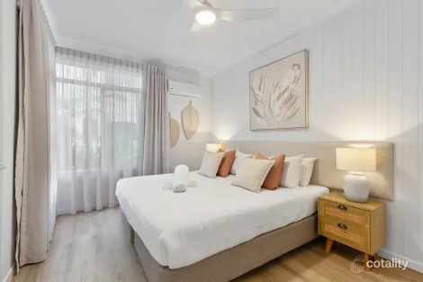 Property photo of 58 Parkyn Parade Mooloolaba QLD 4557