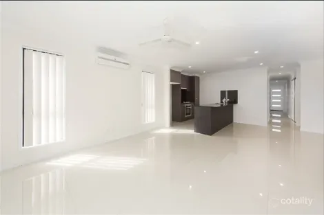 Property photo of 16 Barron Court Pimpama QLD 4209