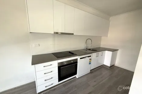 Property photo of 8/30 Walsh Street Ormond VIC 3204