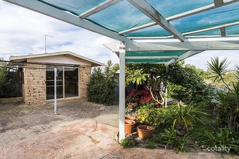 Property photo of 5 Newstead Close Halls Head WA 6210