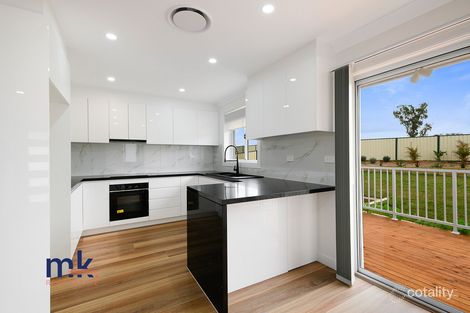 Property photo of 17 Braemar Avenue St Andrews NSW 2566