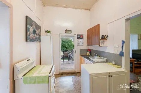 Property photo of 20 Kent Street Bororen QLD 4678