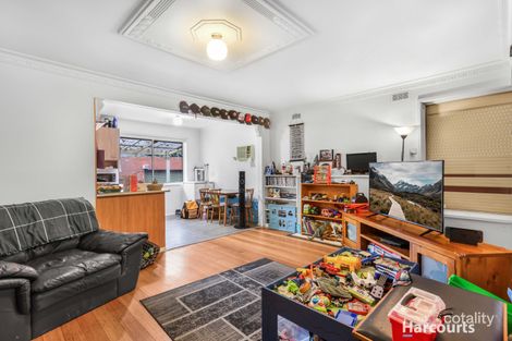 Property photo of 71 Sladen Street Cranbourne VIC 3977