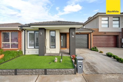 19 Akram Way, Rockbank, VIC 3335