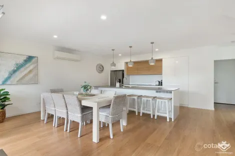 Property photo of 4/126 Edwardson Drive Coomera QLD 4209