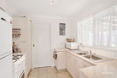 Property photo of 25 Alyan Place St Helens Park NSW 2560