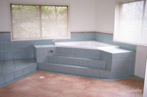 Property photo of 84 Tamworth Drive Helensvale QLD 4212