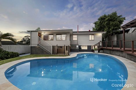 Property photo of 26 Pareena Crescent Mansfield QLD 4122