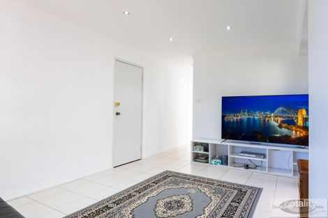 Property photo of 2/37 Carbasse Crescent St Helens Park NSW 2560