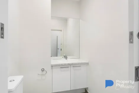 Property photo of 67 Blossom Drive Epsom VIC 3551