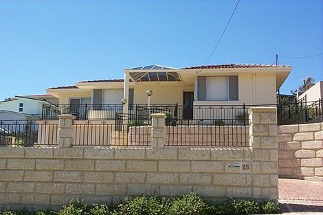 25 Norman St, Wembley Downs, WA 6019