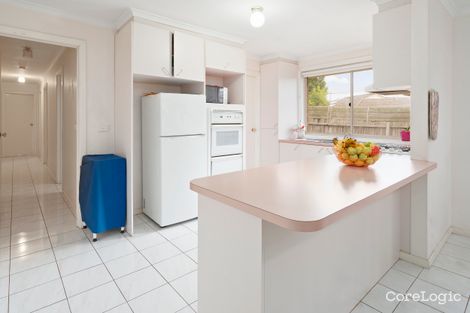 Property photo of 2/16 Banksia Crescent Hoppers Crossing VIC 3029