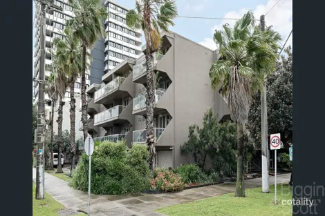 Property photo of 16/340 Beaconsfield Parade St Kilda West VIC 3182