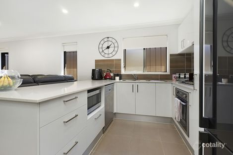 Property photo of 2/3 Croft Close Thornton NSW 2322