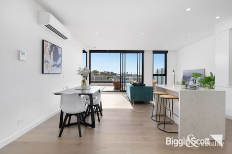 Property photo of 211/5 Hanke Road Doncaster VIC 3108