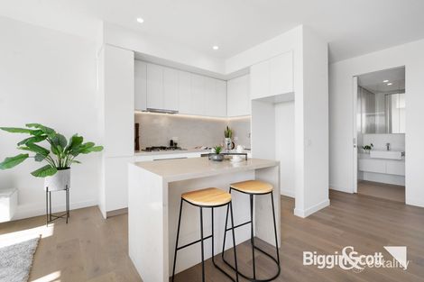 Property photo of 211/5 Hanke Road Doncaster VIC 3108