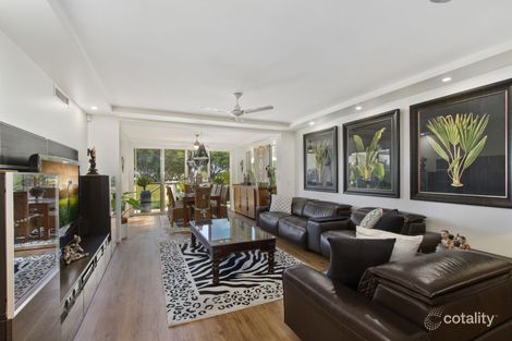 Property photo of 8422 Magnolia Drive East Hope Island QLD 4212