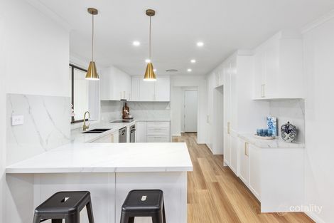 15 Perry Ave, Springwood, NSW 2777