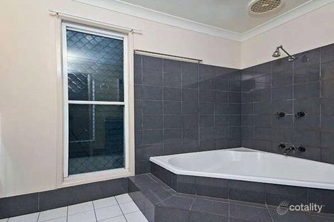 Property photo of 7 Glengyle Place Forest Lake QLD 4078