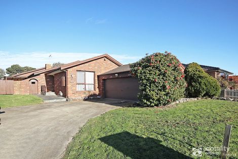 Property photo of 100 Marylyn Place Cranbourne VIC 3977