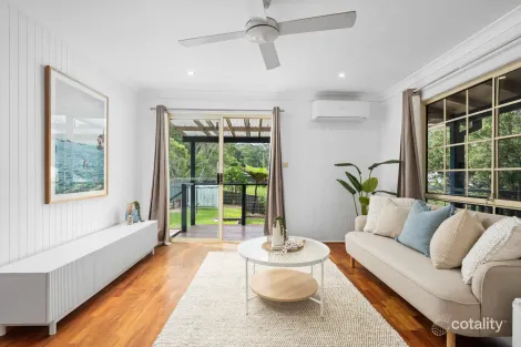 Property photo of 27 Lakala Avenue Springfield NSW 2250